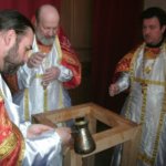 Освящение престола в честь великомученика и победоносца Георгия. Май 2012 года.